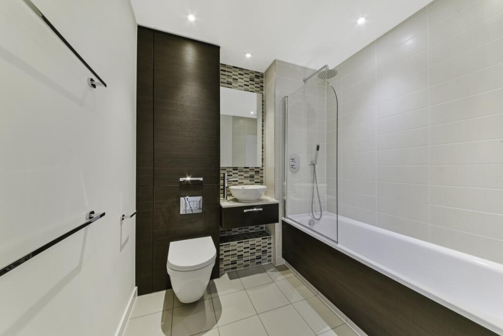 Bathroom - Fuse Buil