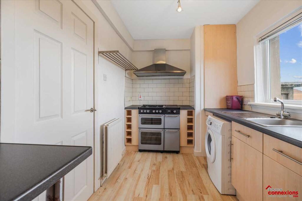 Breakfasting Kitchen