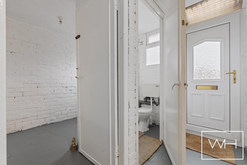 72 Ingleborough Driv