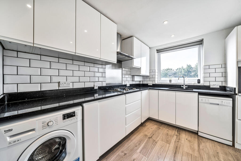 1333733-17-688a50...