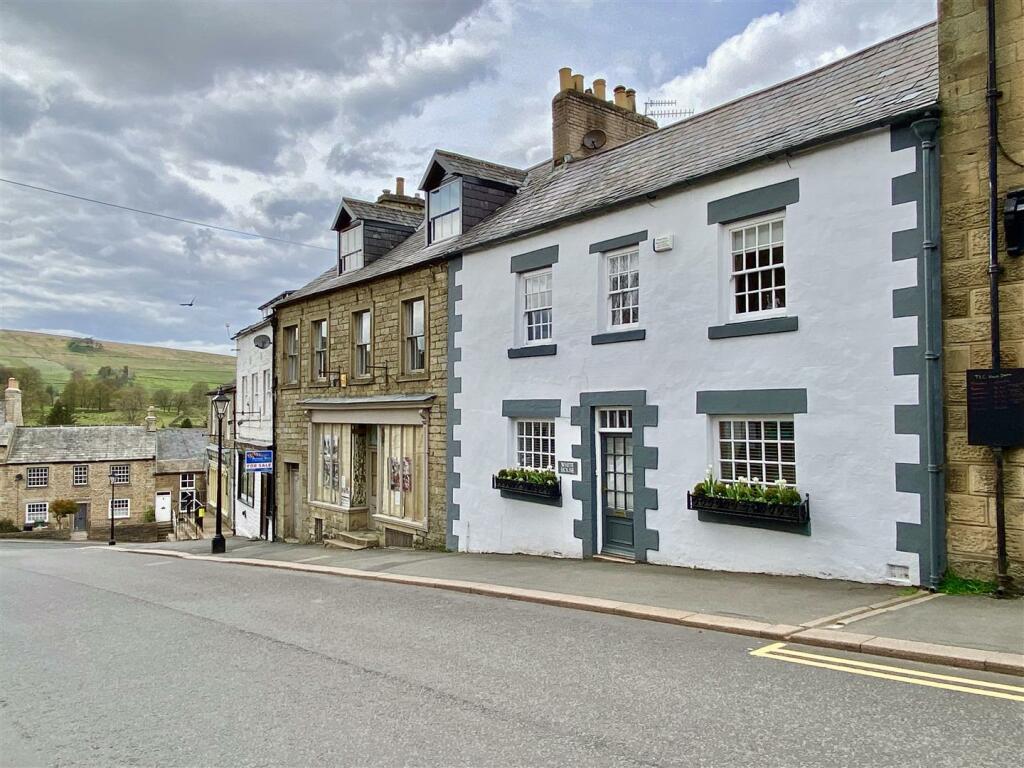 Front Street, Alston