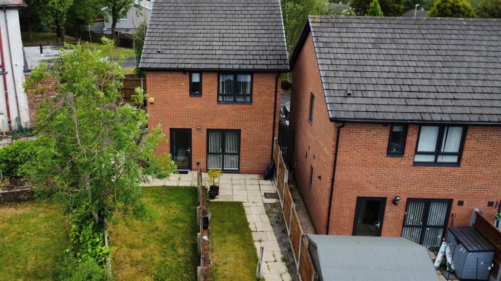 Victoria Avenue Rear