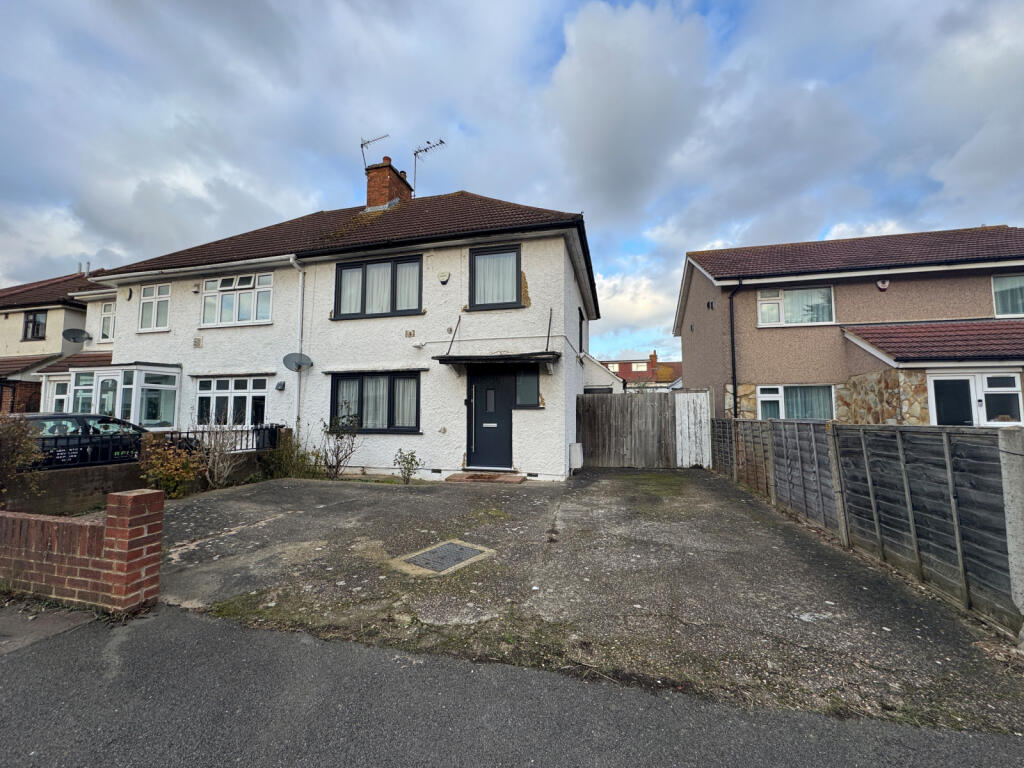 Victoria Gardens, Hounslow, TW5 9DE