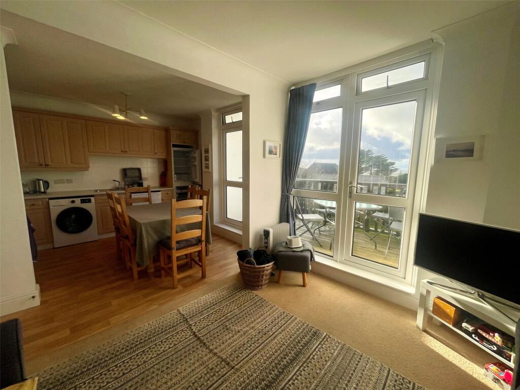 Kitchen/Living Room