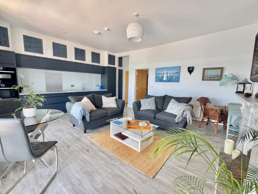 Kitchen/Living Room