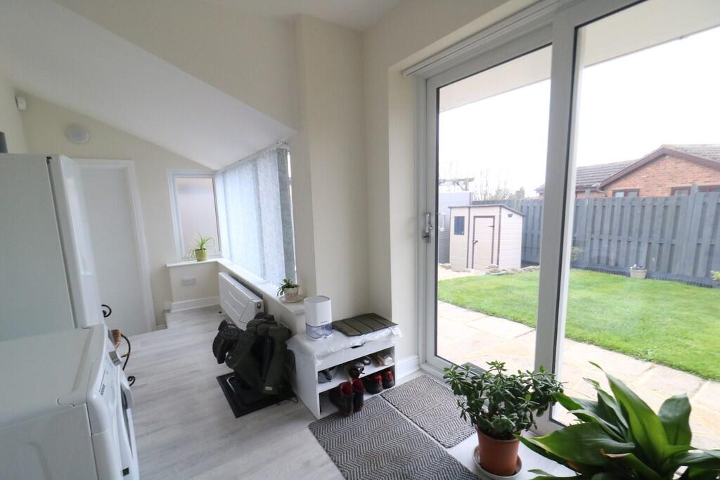 Sun room/living a...