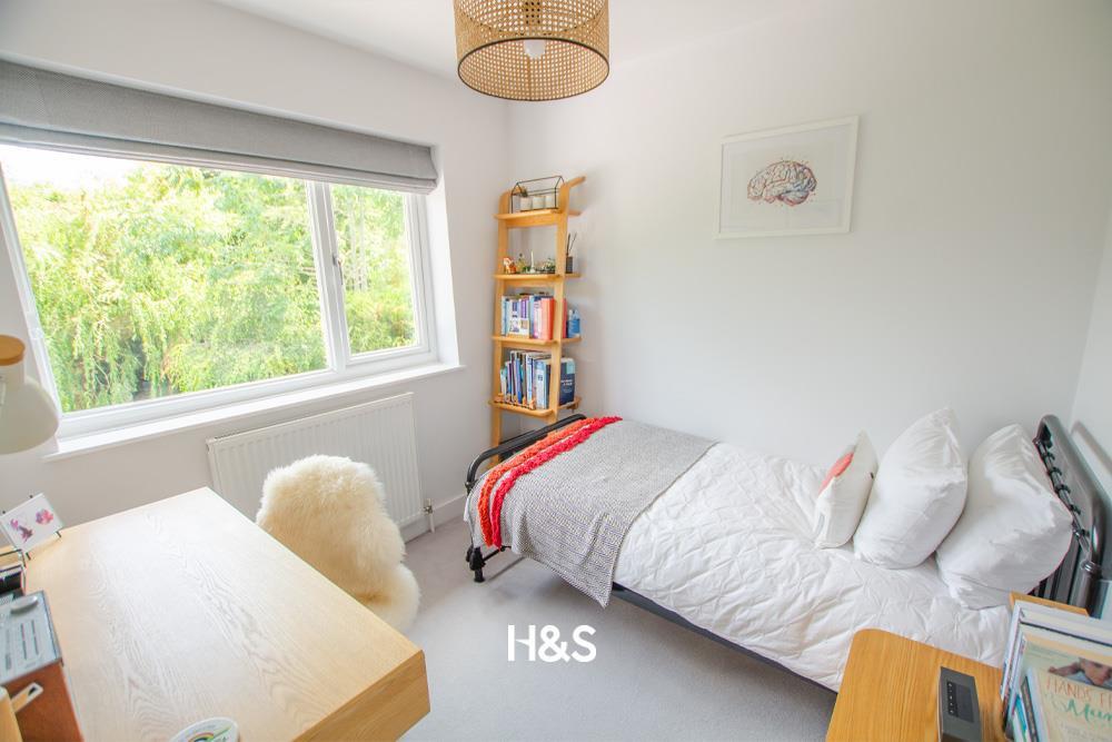 134 starbold - bedroom 3.jpg