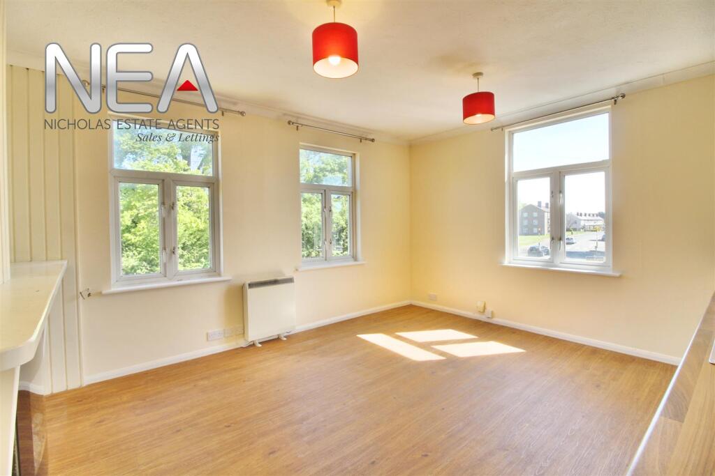 Living Room/Kitchen