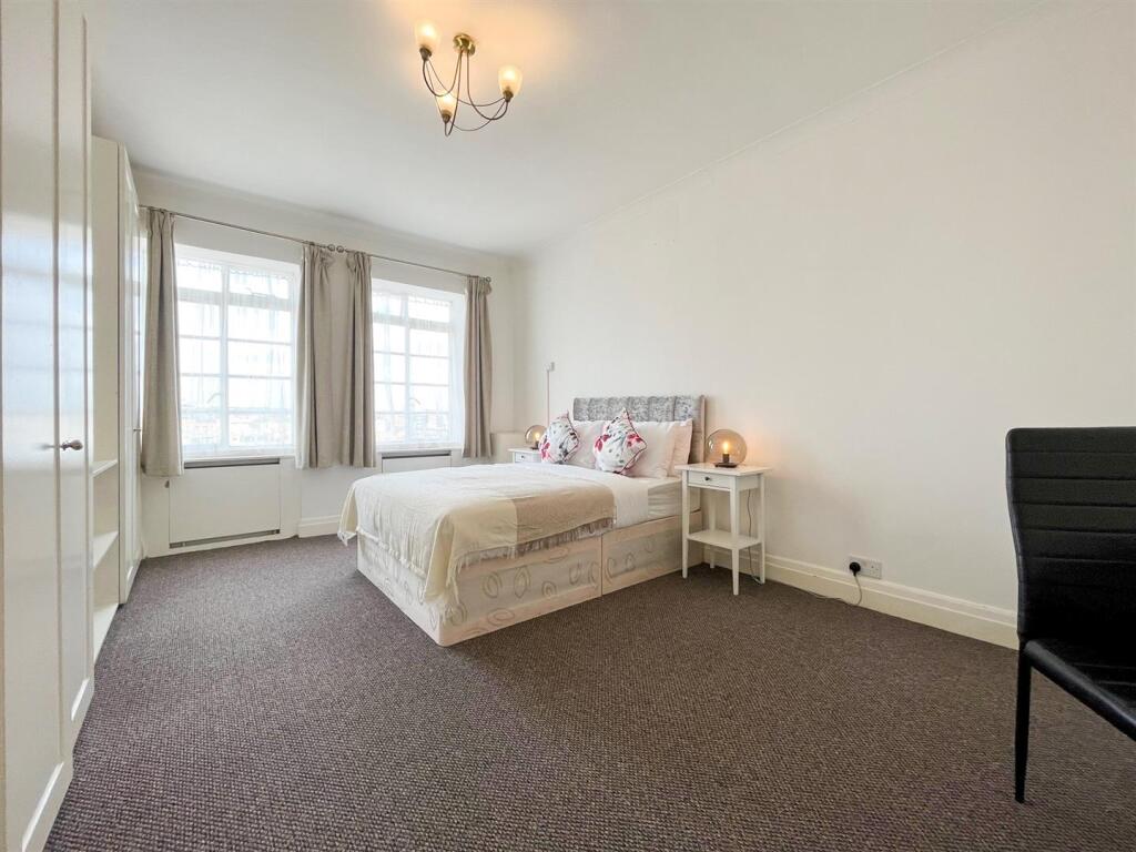 bedroom 4 (1 of 1).jpg