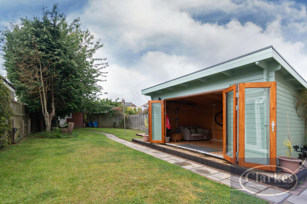 FC_044_8 ROMNEY RD_009