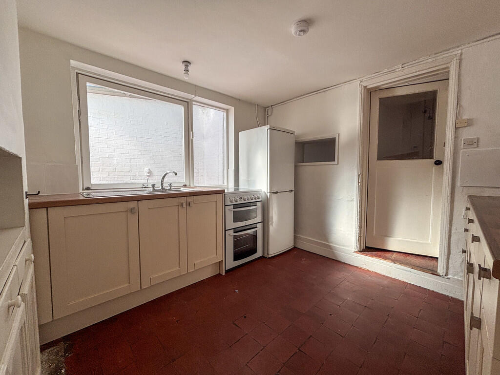 Kitchen (1)