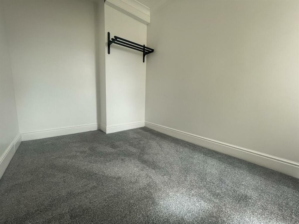 MH 60 Sheffield Bed3.JPEG