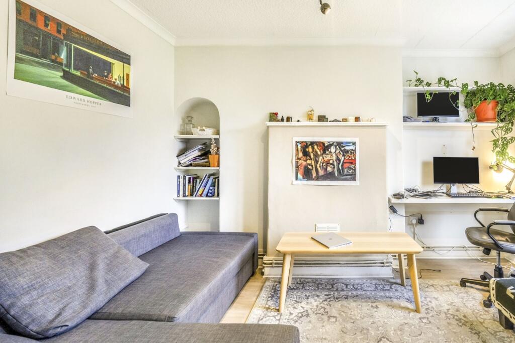 Living Room (5)