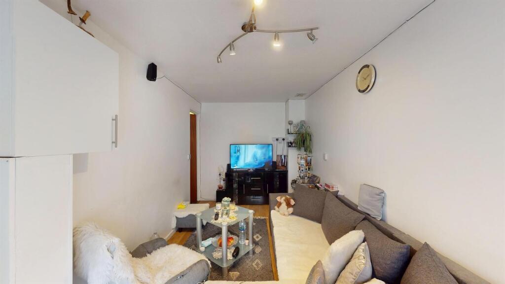 House for sale Barrain London Estate Agents