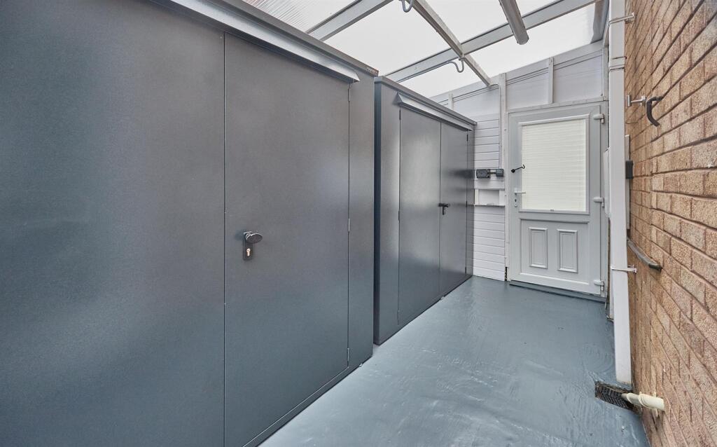 Lean to/Utility Room/Store Room