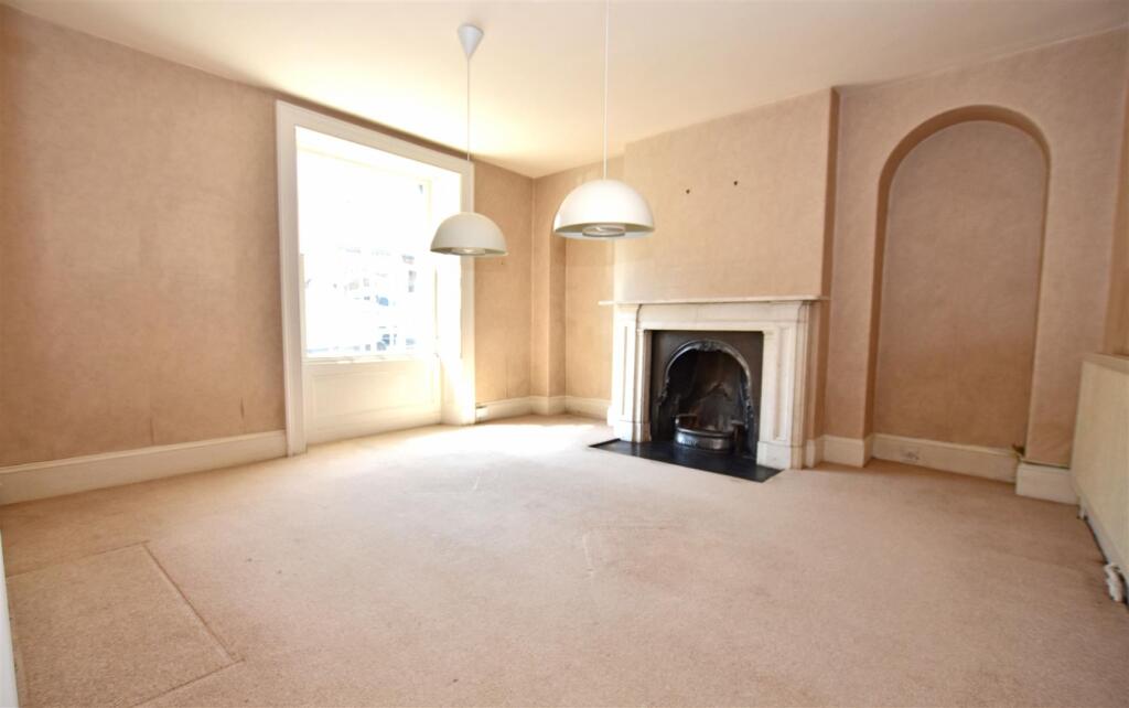 Dining Room.JPG