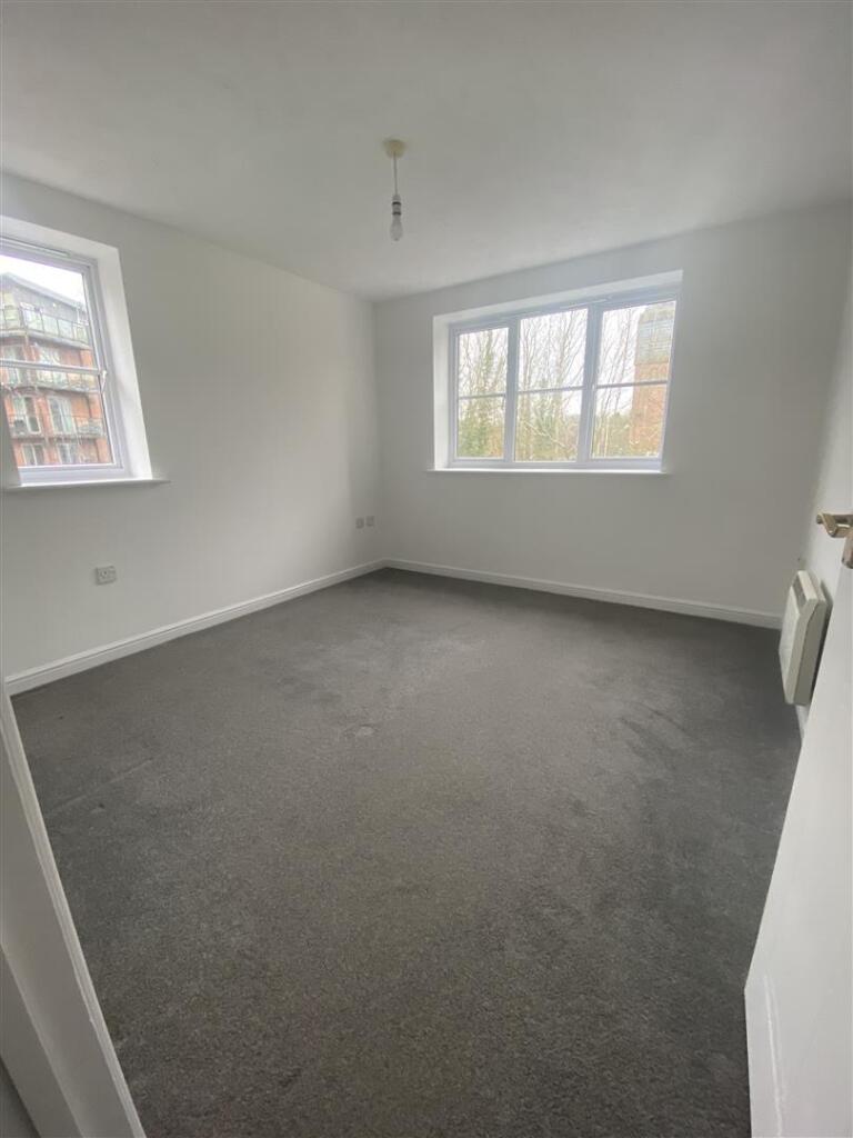 4 Bentall Bedroom 1.jpg