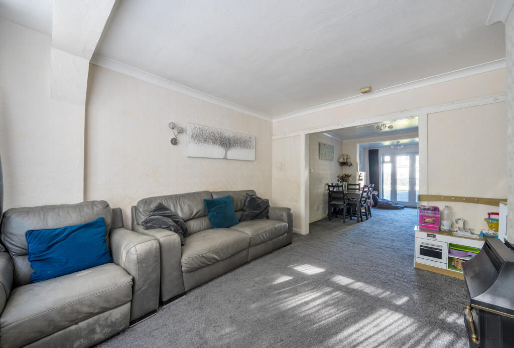 1362045-9-68e3ca5...