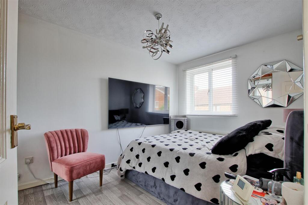Bedroom One.jpg