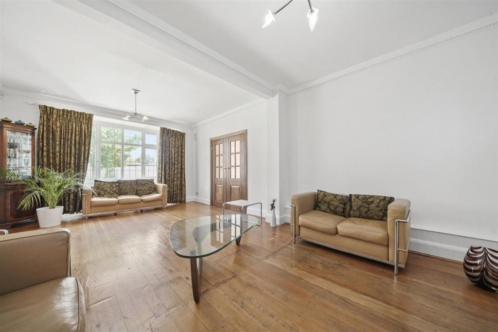11 Pebworth Road - v6WHSTlh0IwEE3uubDjX.jpg