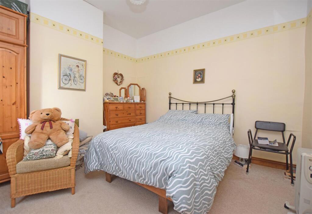 Bedroom 1 BH.JPG