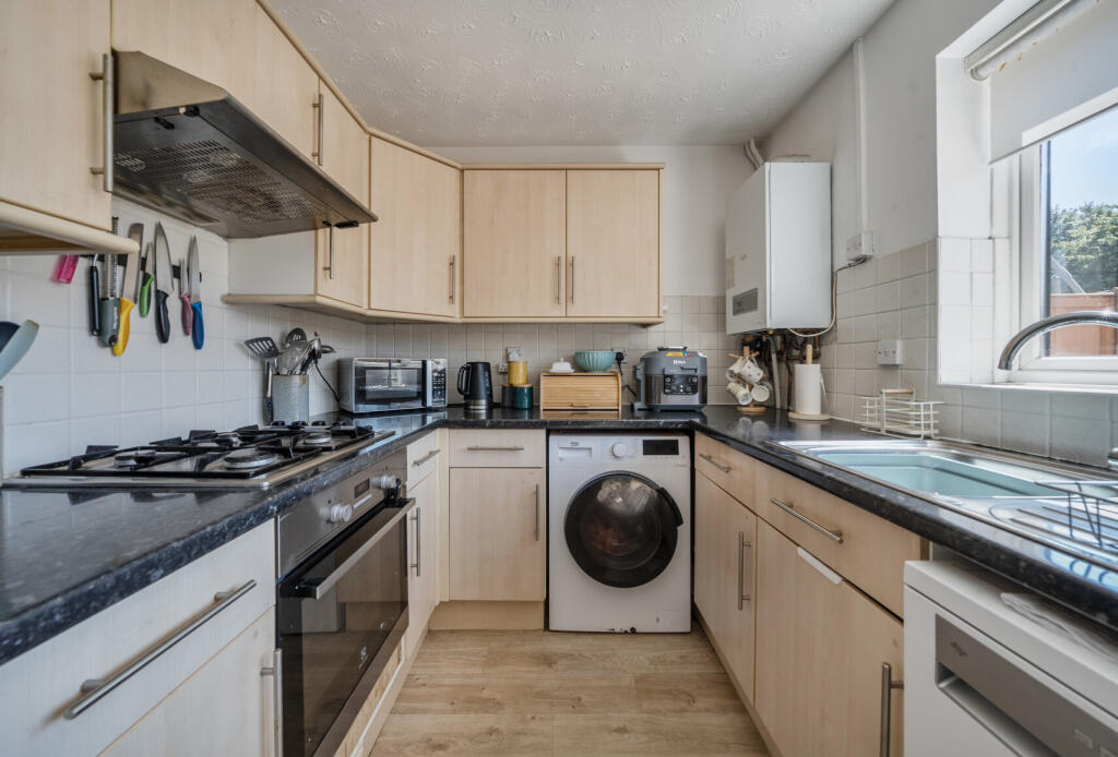 1328556-9-68837a5...