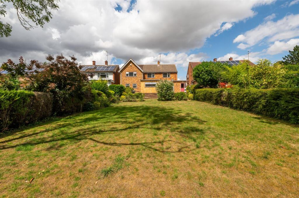 9 Cranbourne Avenue, Hitchin-24.jpg