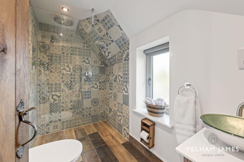 21 Main Street, Cottesmore - En Suite