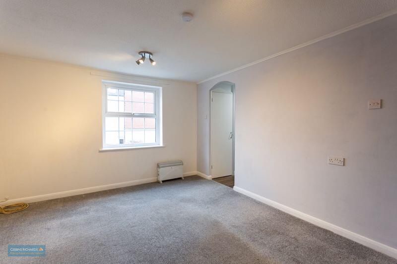 Sitting/Dining Room