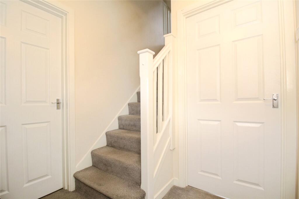 Entrance Hallq