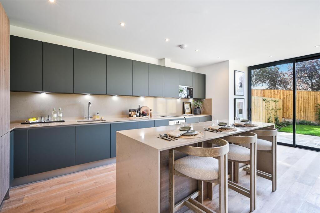 COTTENHAM PARK ROAD, 37, 2- (9).jpg