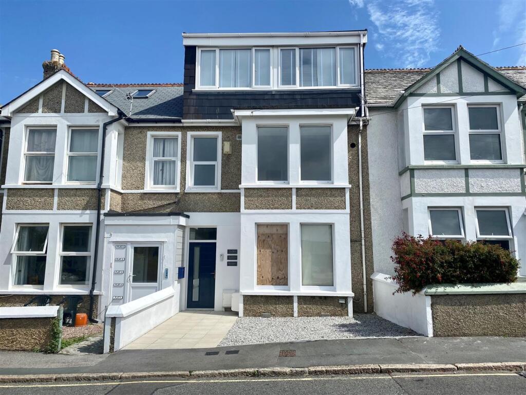 128 Mount Wise