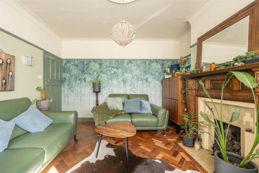 Elmfield Road, E4