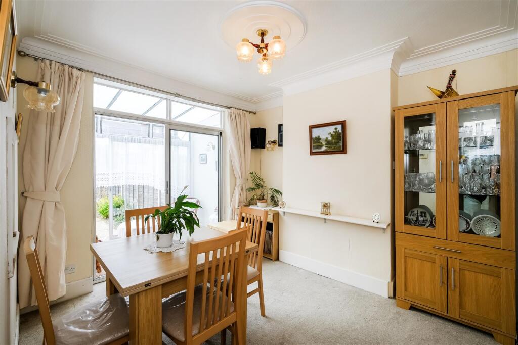 104 Matlock road-28.jpg