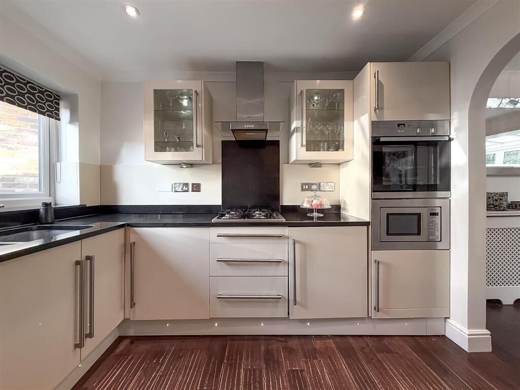 30NewlynClose-48.jpg