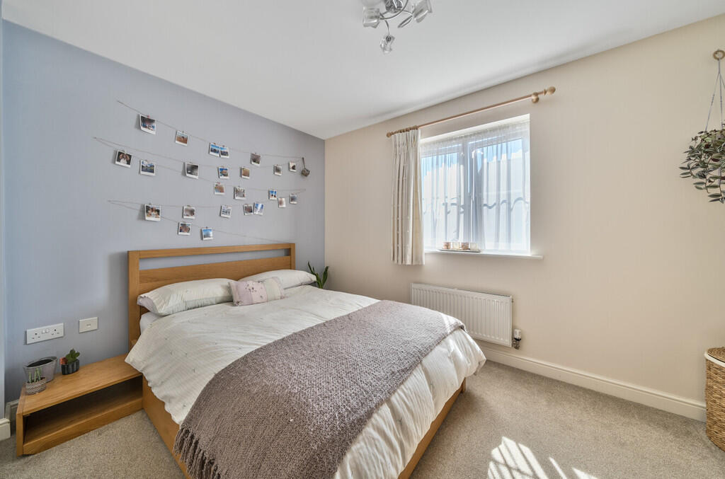 1311697-13-6852d2...