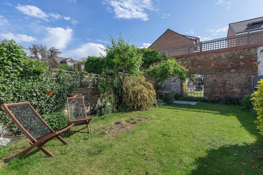 Garden (3).jpg