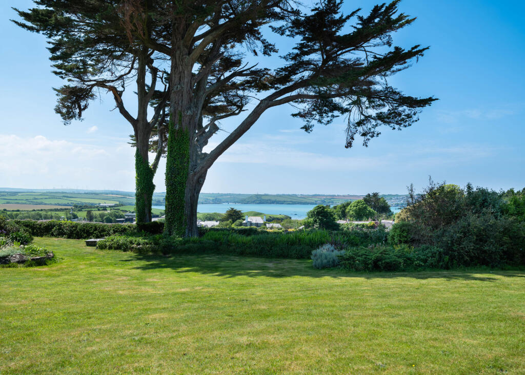 682dfc9f02f59_Cockmoyle-EXT-NEW-23
