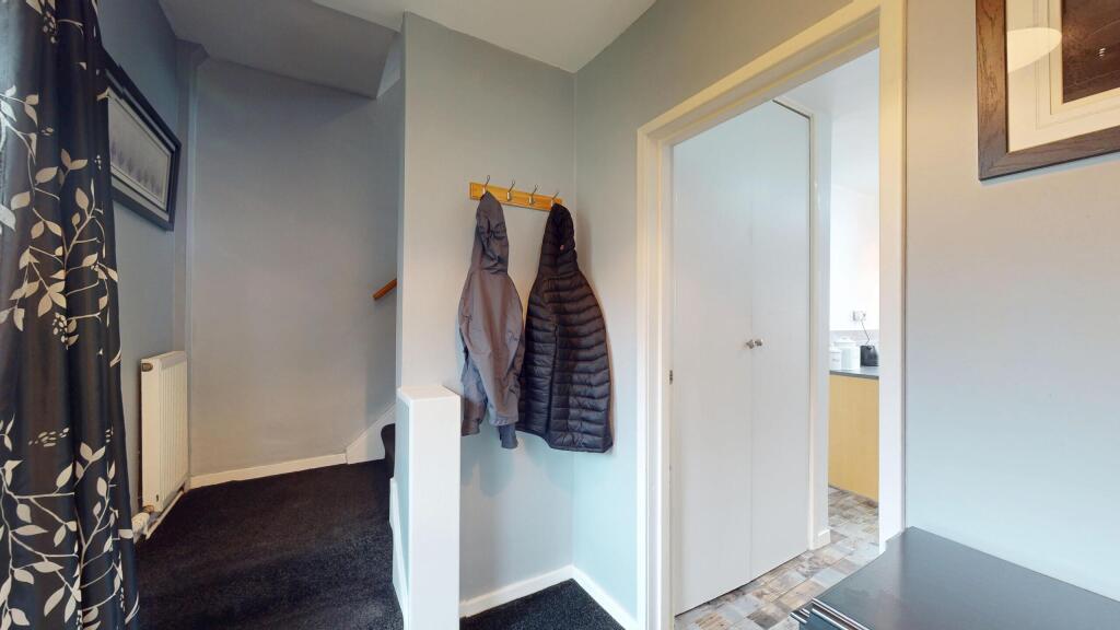 1-Queenswood-Close-03092025_171934