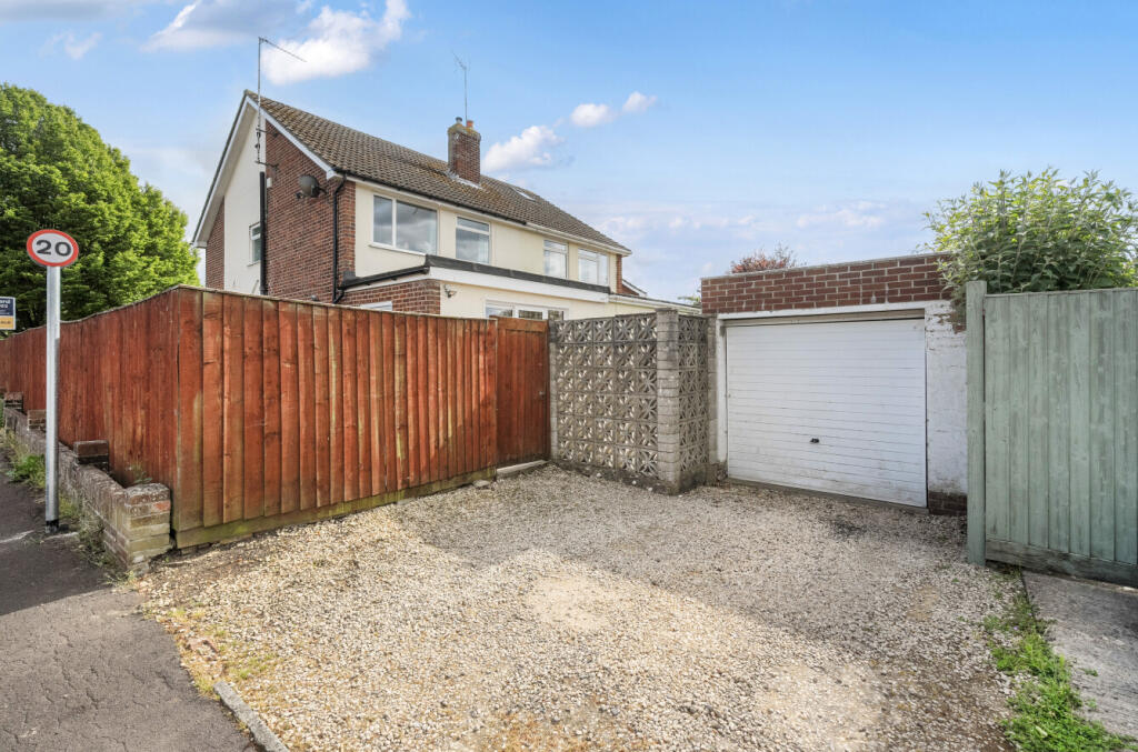 1302385296837380252c37arw