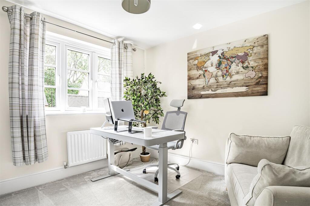 25 Drayson Way, Towcester (7).JPG