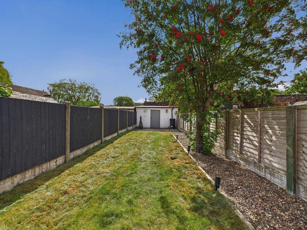 CAM04273G0-PR0170...