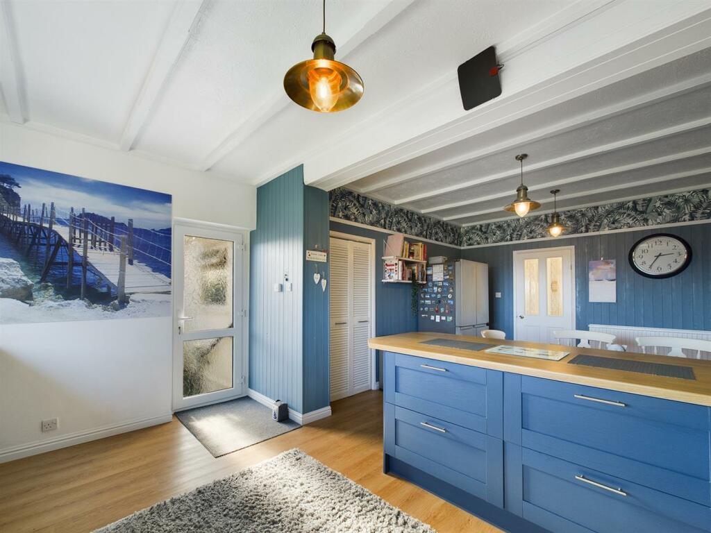 Kitchen/Diner2