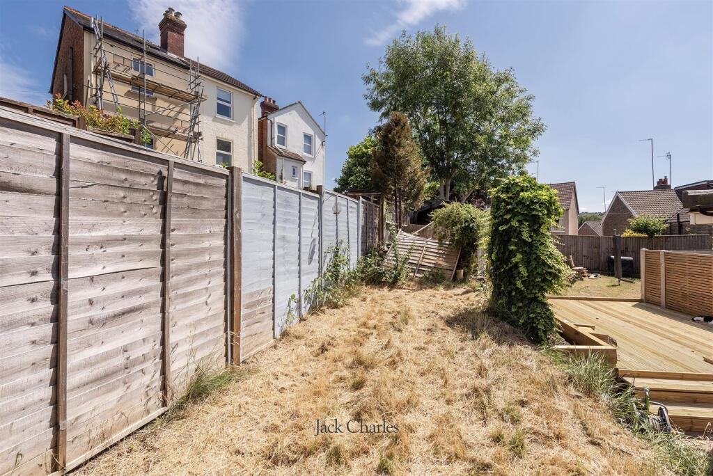 30 Woodlands, TN4 9HW 011.jpg