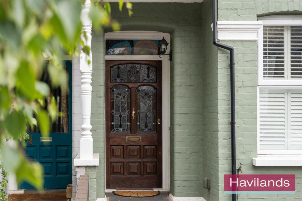 Meadowcroft Road-24.jpg