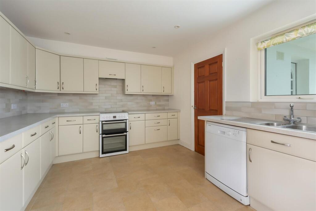 Collingwood Road, Whitstable