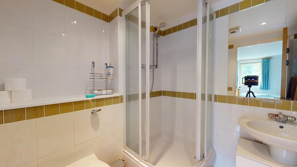 En-Suite Shower R...