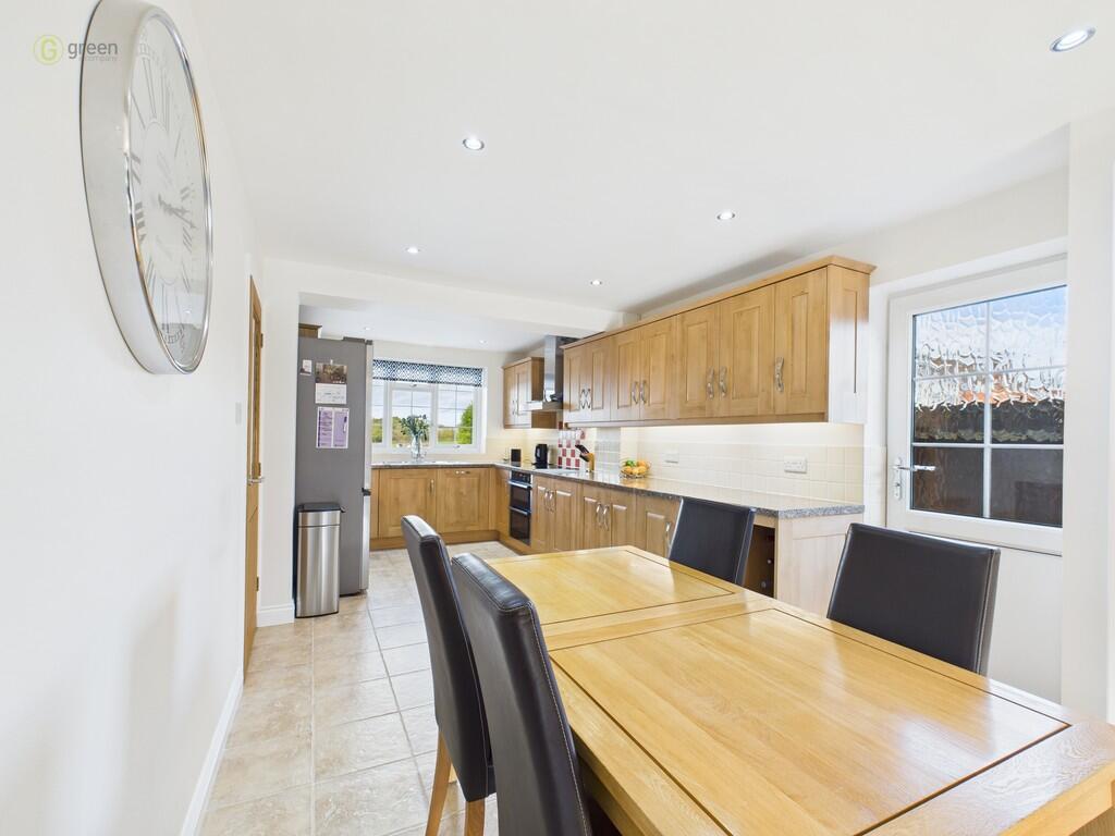 CAM03830G0-PR0236...