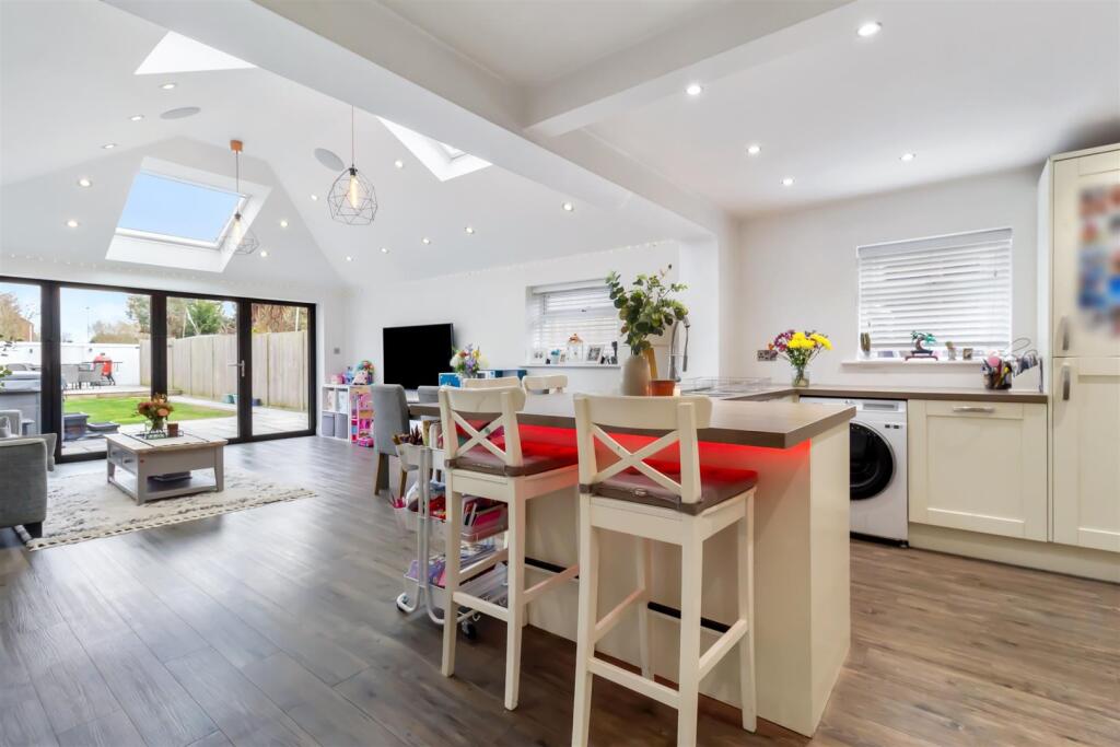 Rodean Road 68-009.jpg