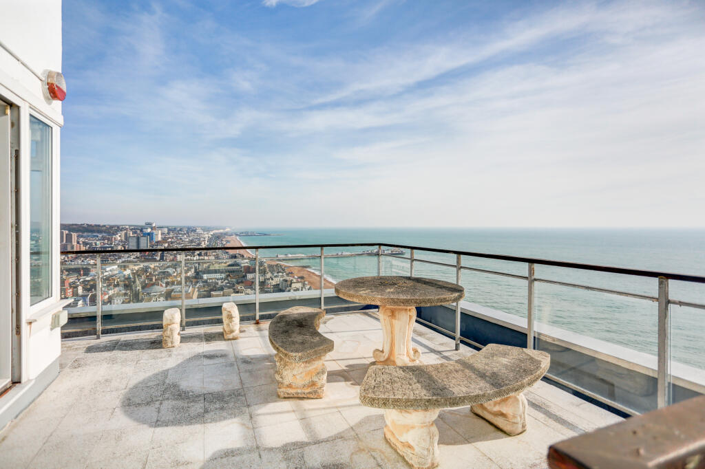 balcony2